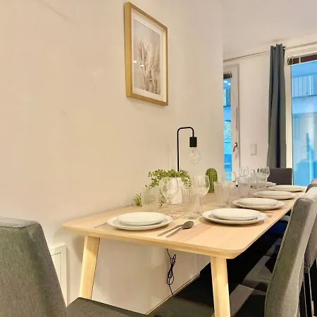 Spacious With Patio Apartamento