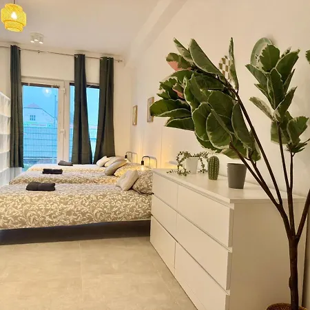 Apartamento Spacious With Patio